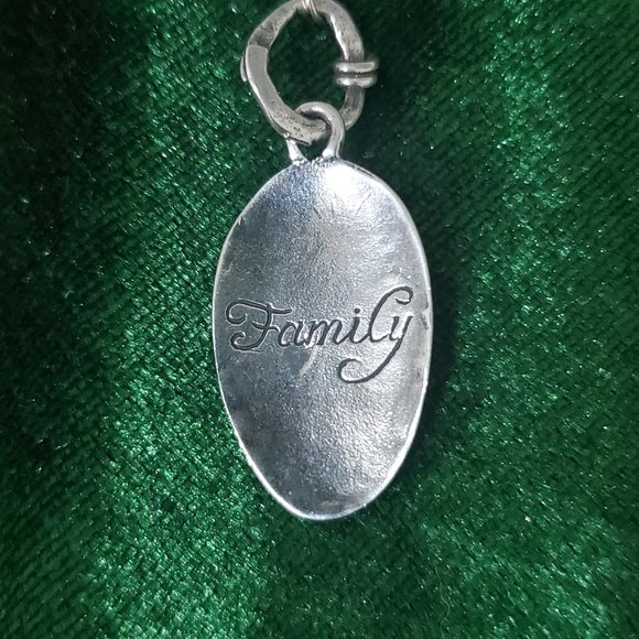 Silpada Family Tree Necklace .925 Sterling Silver - Picture 3 of 10